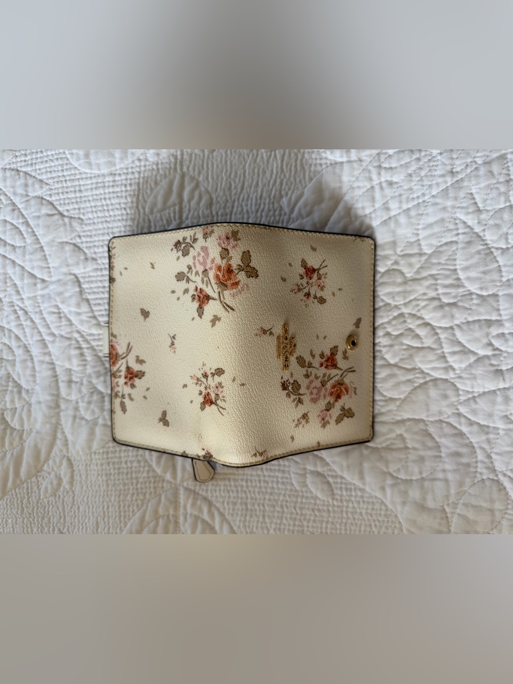 Coach Cream Floral Small Leather Wallet with Gold Logo - Picture 4 of 4